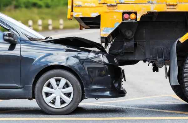Personal Injury Lawyer in Houston, Texas: Truck Accidents Involving Oversized Loads